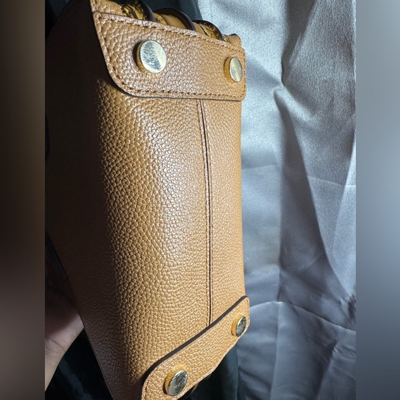 Michael Kors Mercer Medium Pebbled Leather Crossbody - Picture 7 of 8